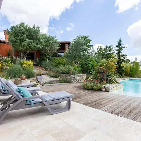 La Du Moulin Villa *